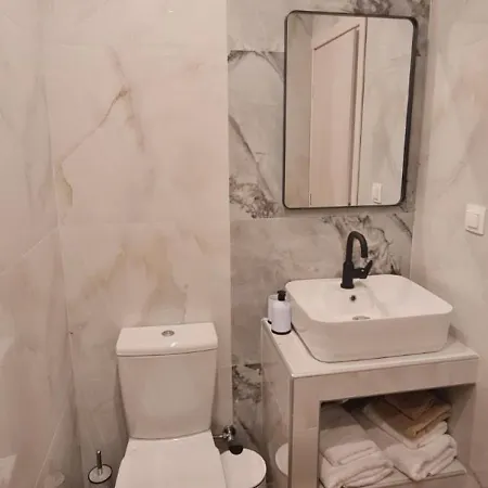 Z Elegant * Peraia (Thessaloniki)