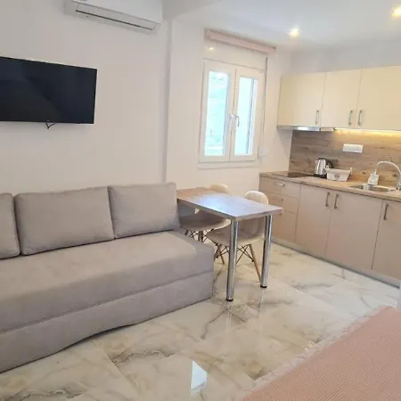 Z Elegant Peraia (Thessaloniki)