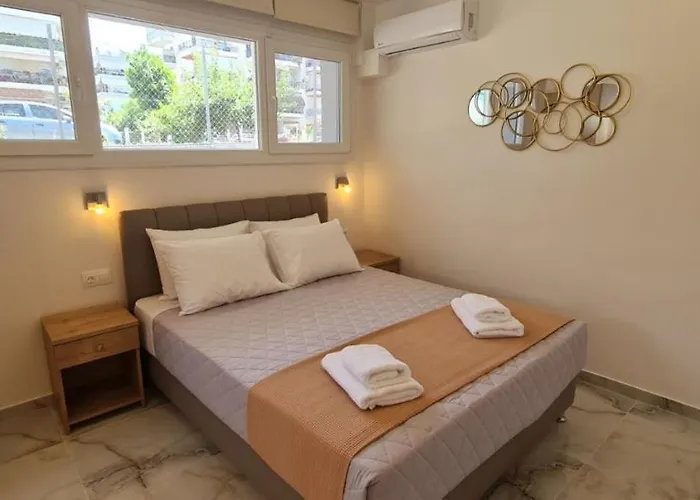 Z Elegant Apartment Peraía