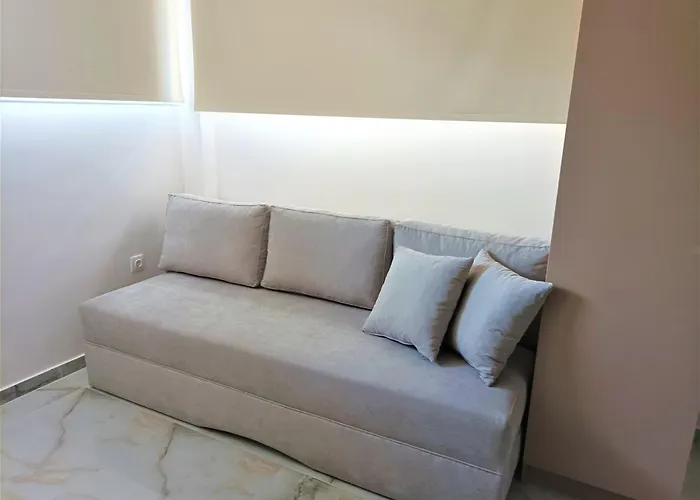 Z Elegant Apartment Peraía