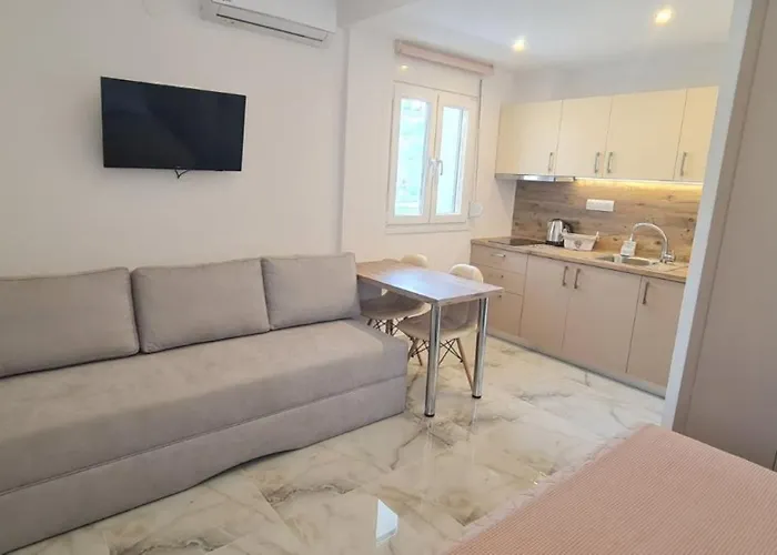 Z Elegant Peraia (Thessaloniki)